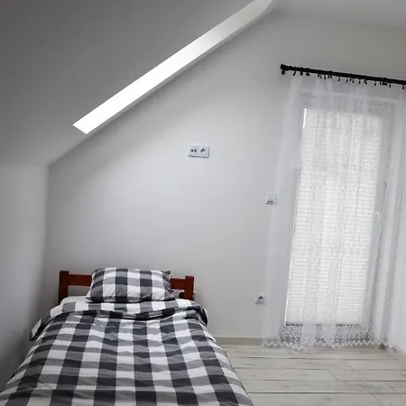 Leniowka Apartmán